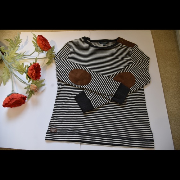 Ralph Lauren L/Sl  T Shirt with faux Leather elbows and collar detail size XL - Picture 6 of 7